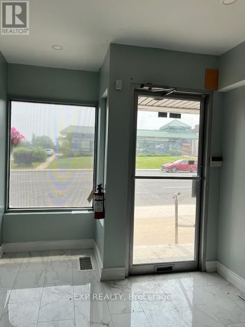 102 - 4246 SHEPPARD AVENUE EAST Image 6