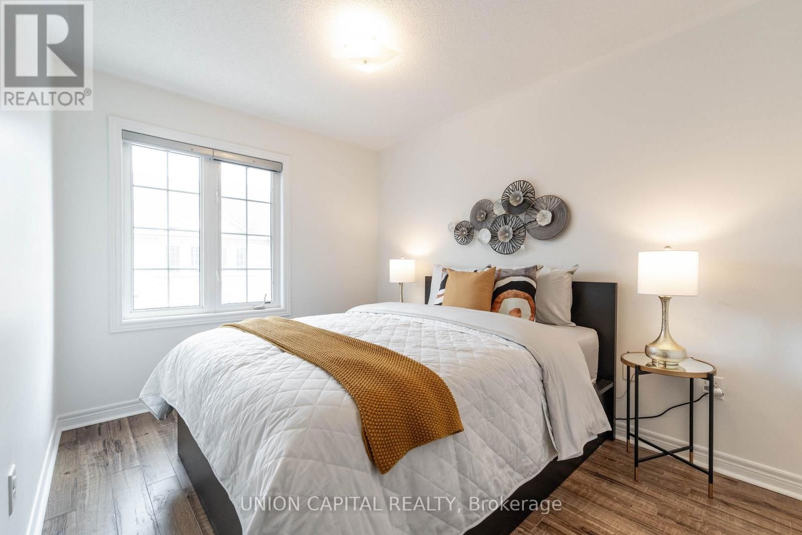 33 IGNATIUS LANE Image 14