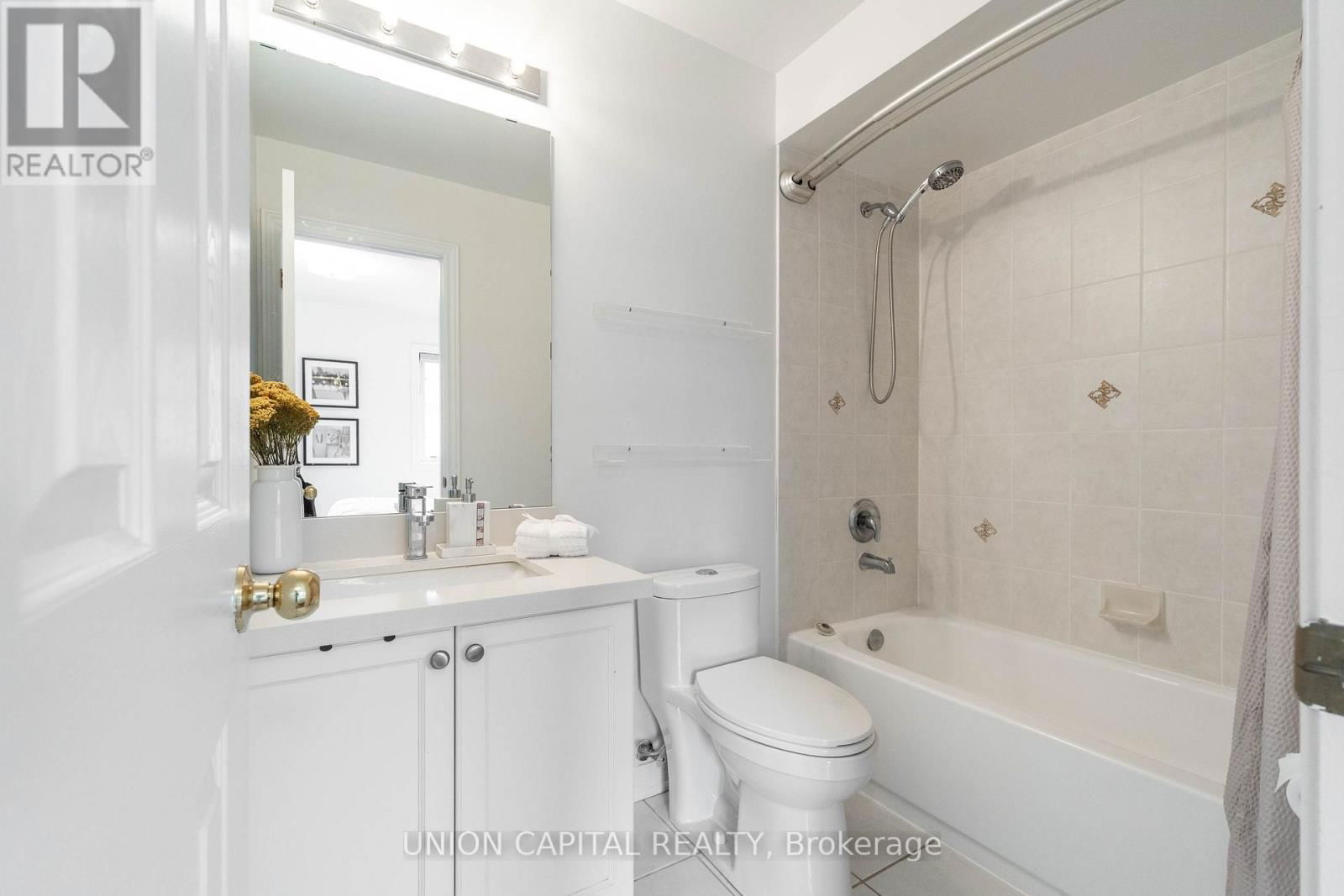 33 IGNATIUS LANE Image 18