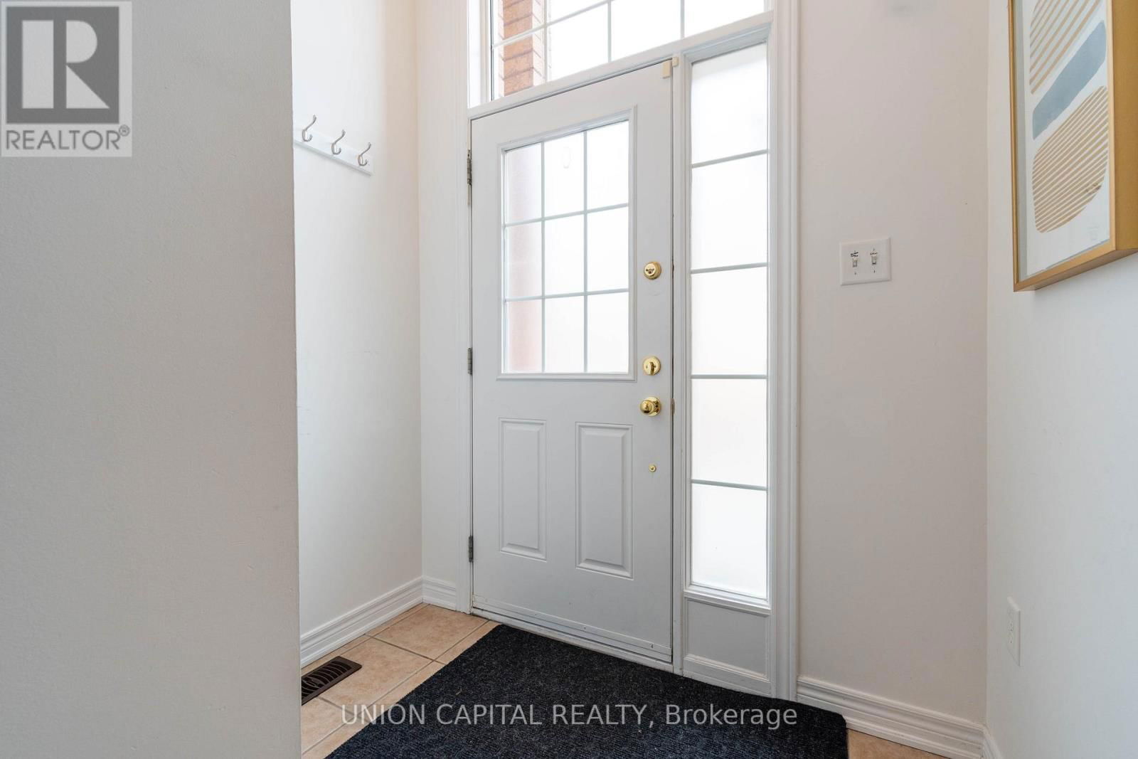 33 IGNATIUS LANE Image 2