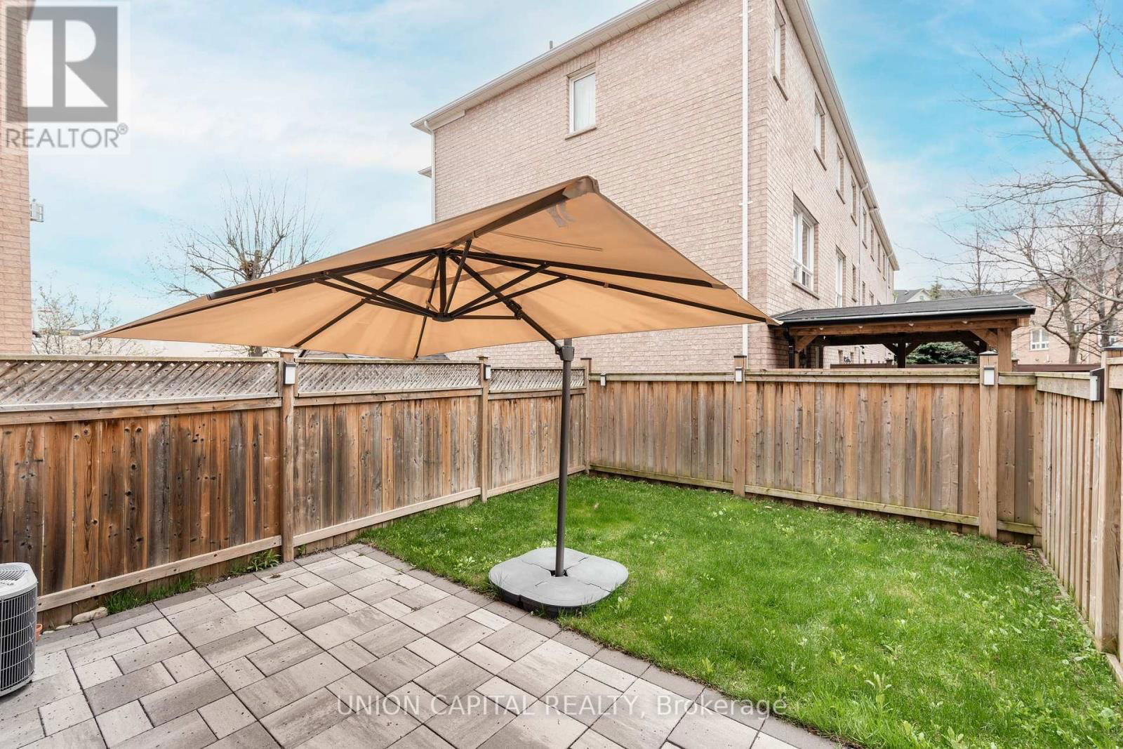 33 IGNATIUS LANE Image 21