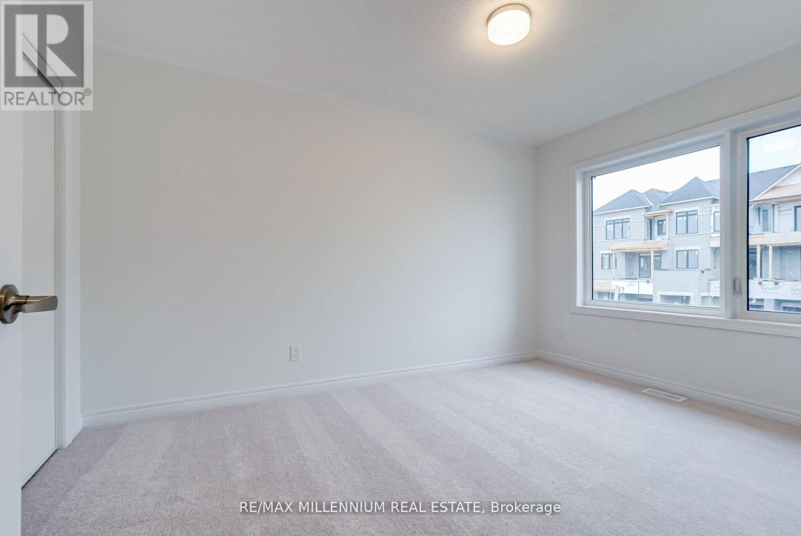 2040 CAMERON LOTT CRESCENT EAST Image 15