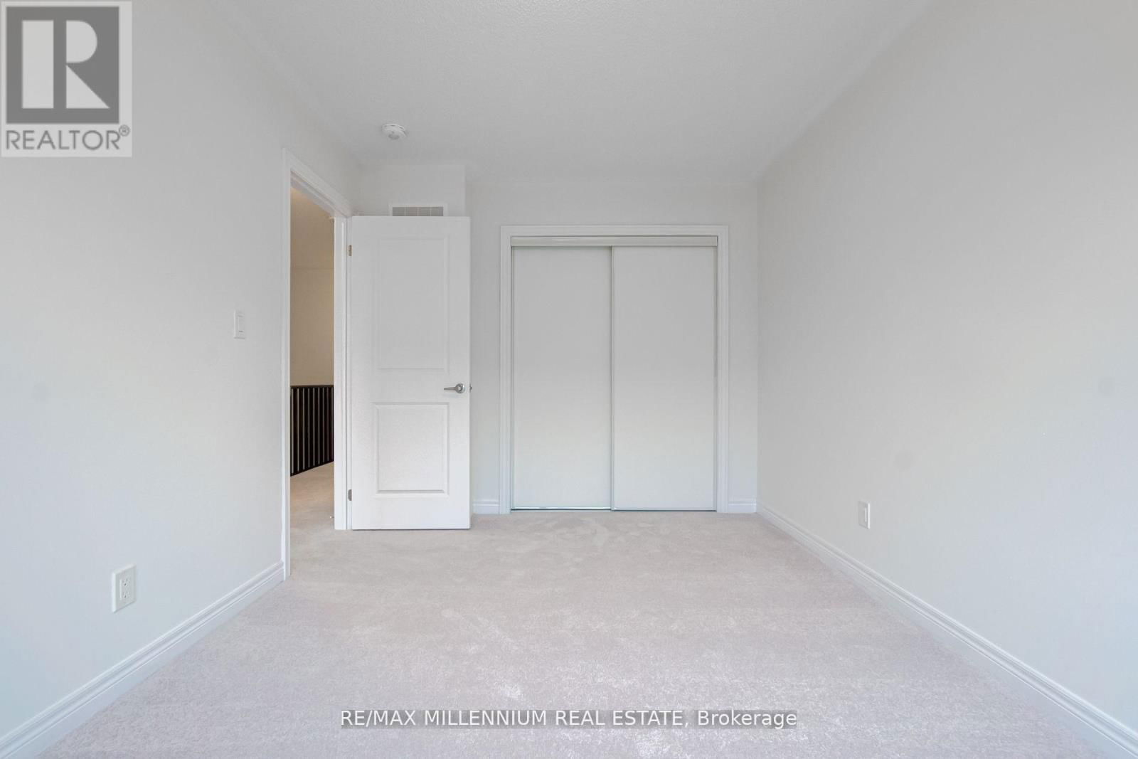 2040 CAMERON LOTT CRESCENT EAST Image 24