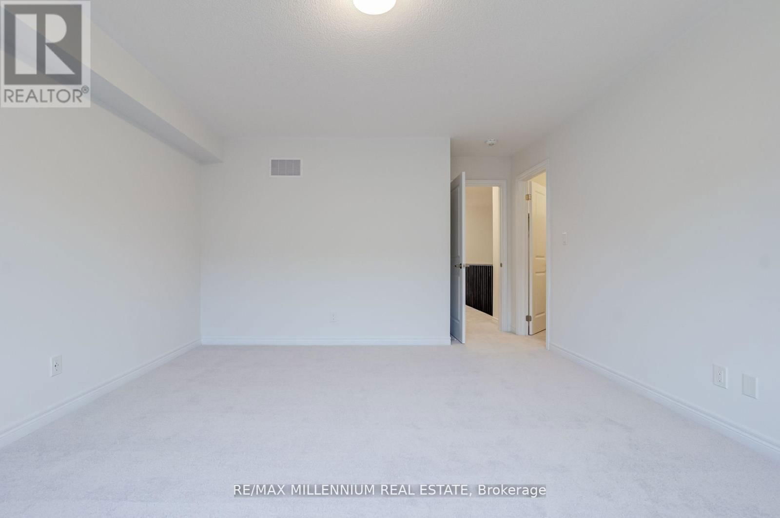 2040 CAMERON LOTT CRESCENT EAST Image 29