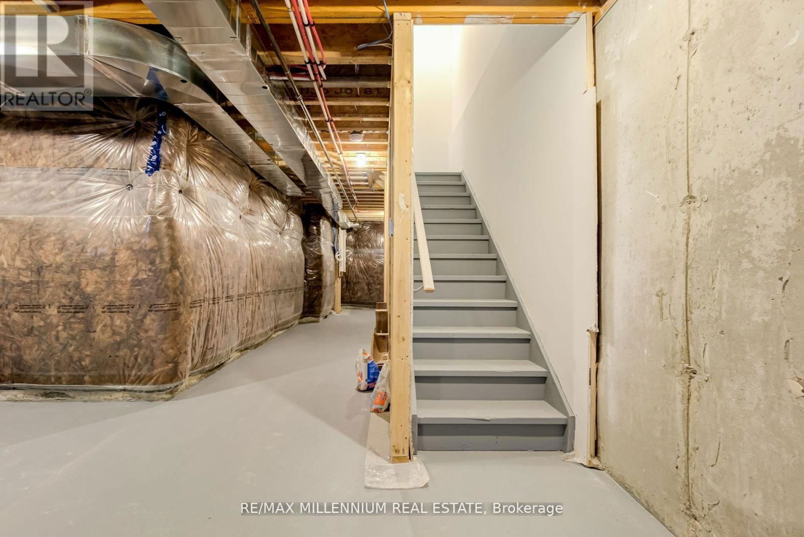 2040 CAMERON LOTT CRESCENT EAST Image 36