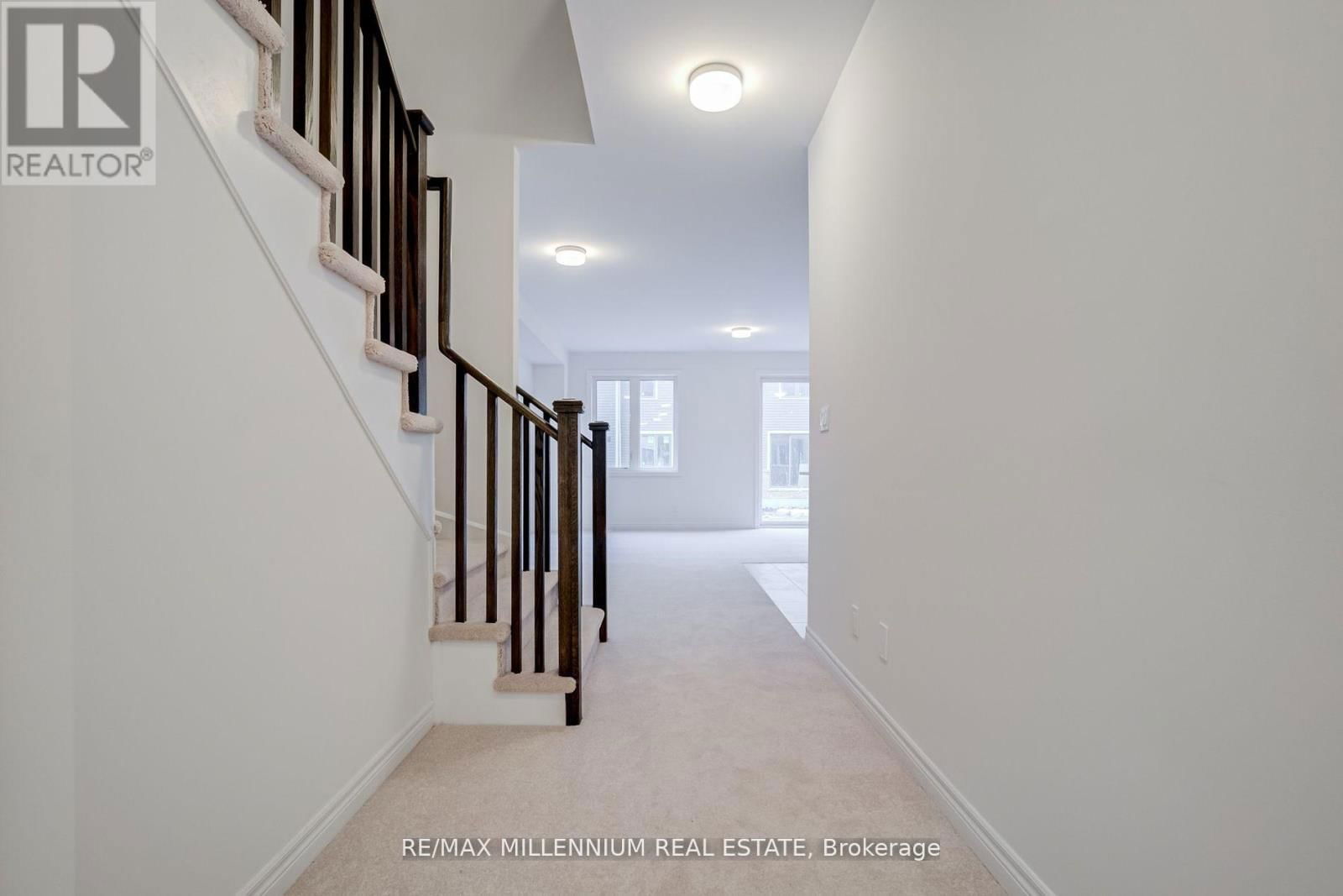 2040 CAMERON LOTT CRESCENT EAST Image 6