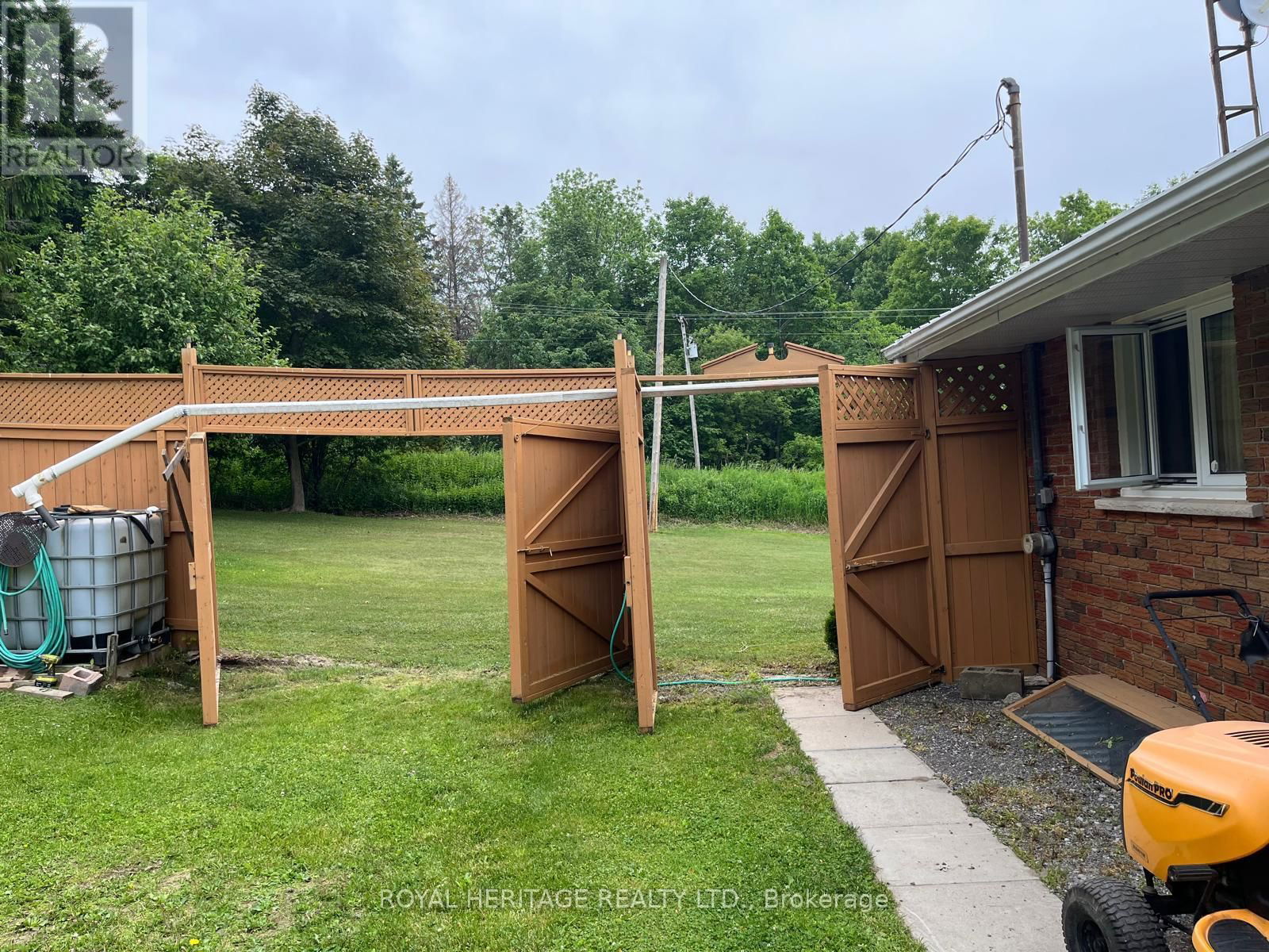 6019 MORTON ROAD Image 10