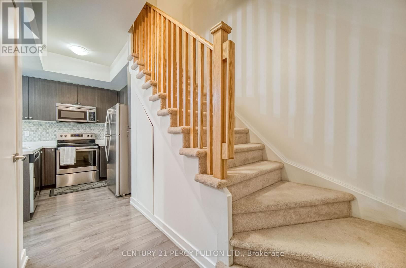 504 - 1555 KINGSTON ROAD Image 13