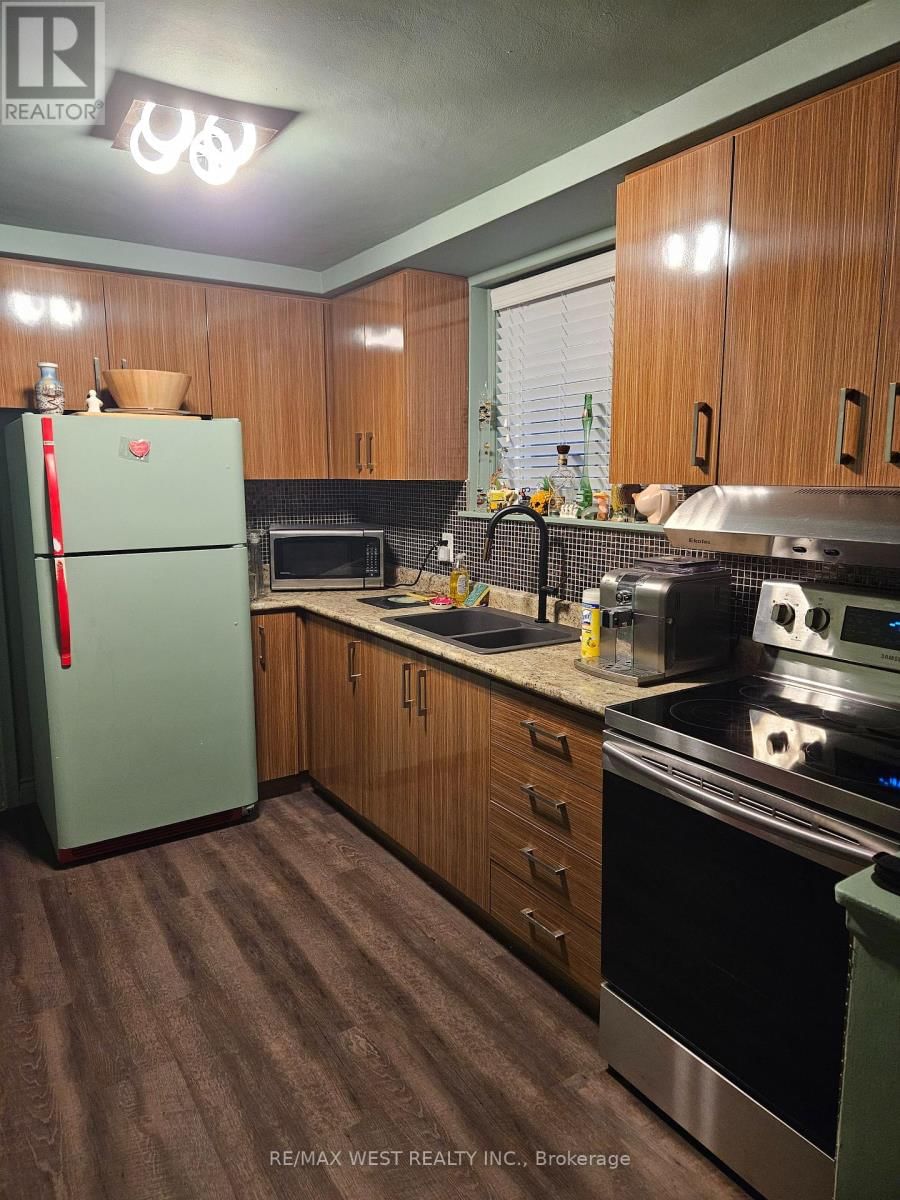 263 OAK PARK AVENUE Image 3