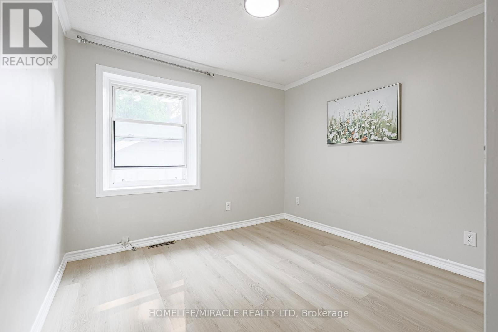 14 FREY CRESCENT Image 12