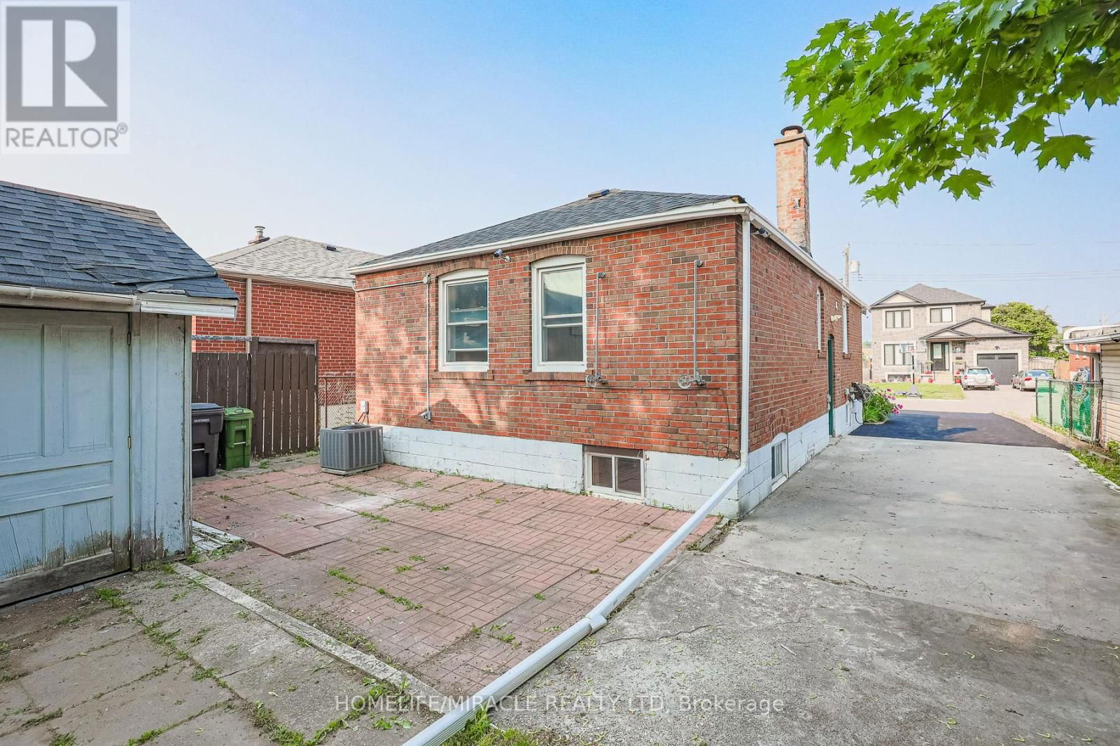 14 FREY CRESCENT Image 25