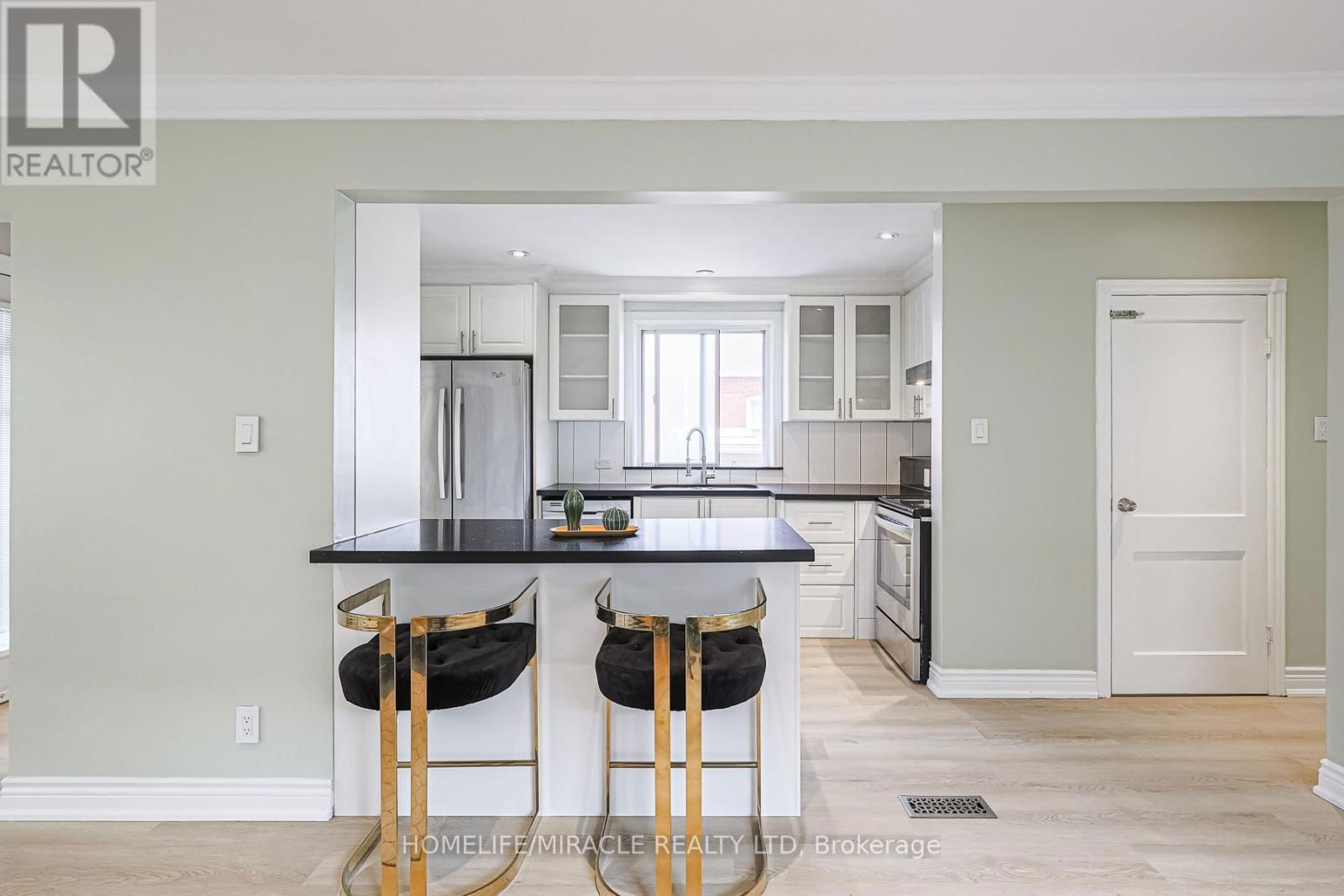 14 FREY CRESCENT Image 8