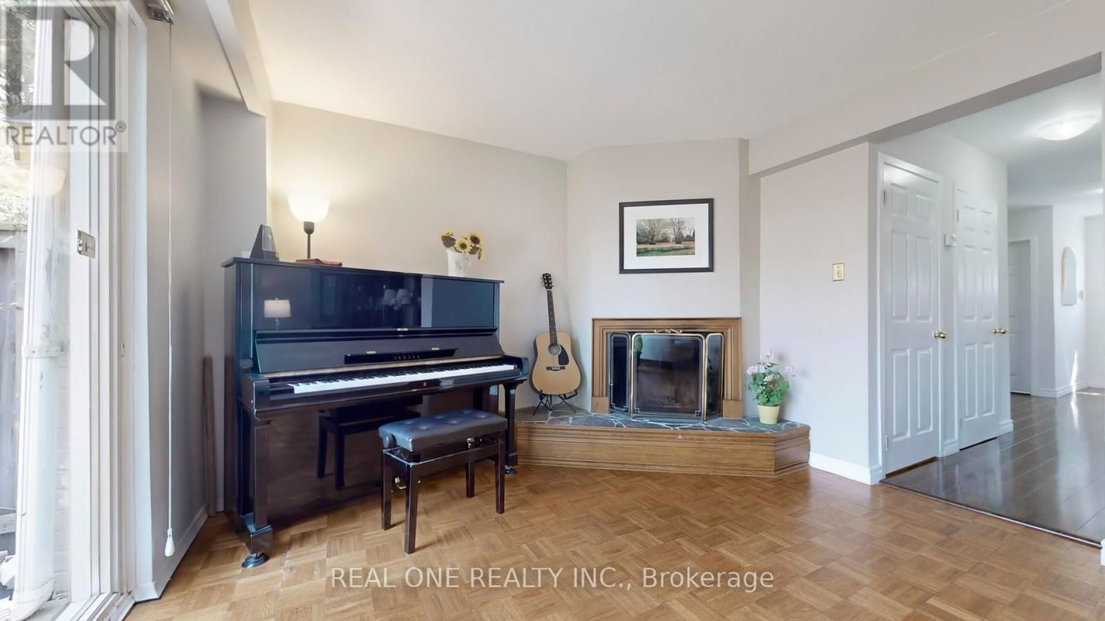 54 BONIS AVENUE Image 10