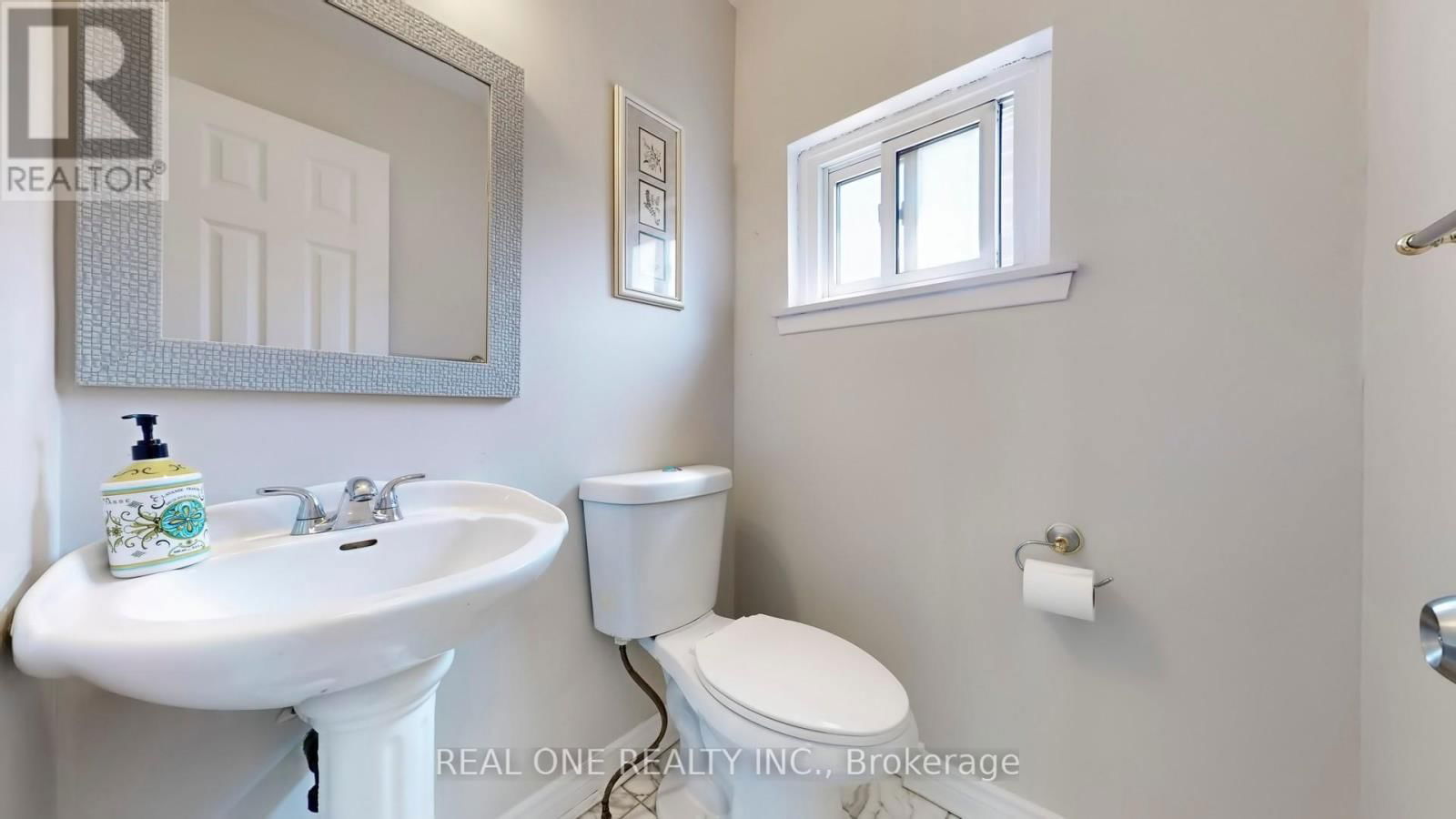54 BONIS AVENUE Image 19