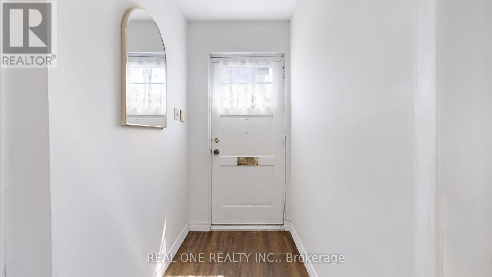54 BONIS AVENUE Image 21
