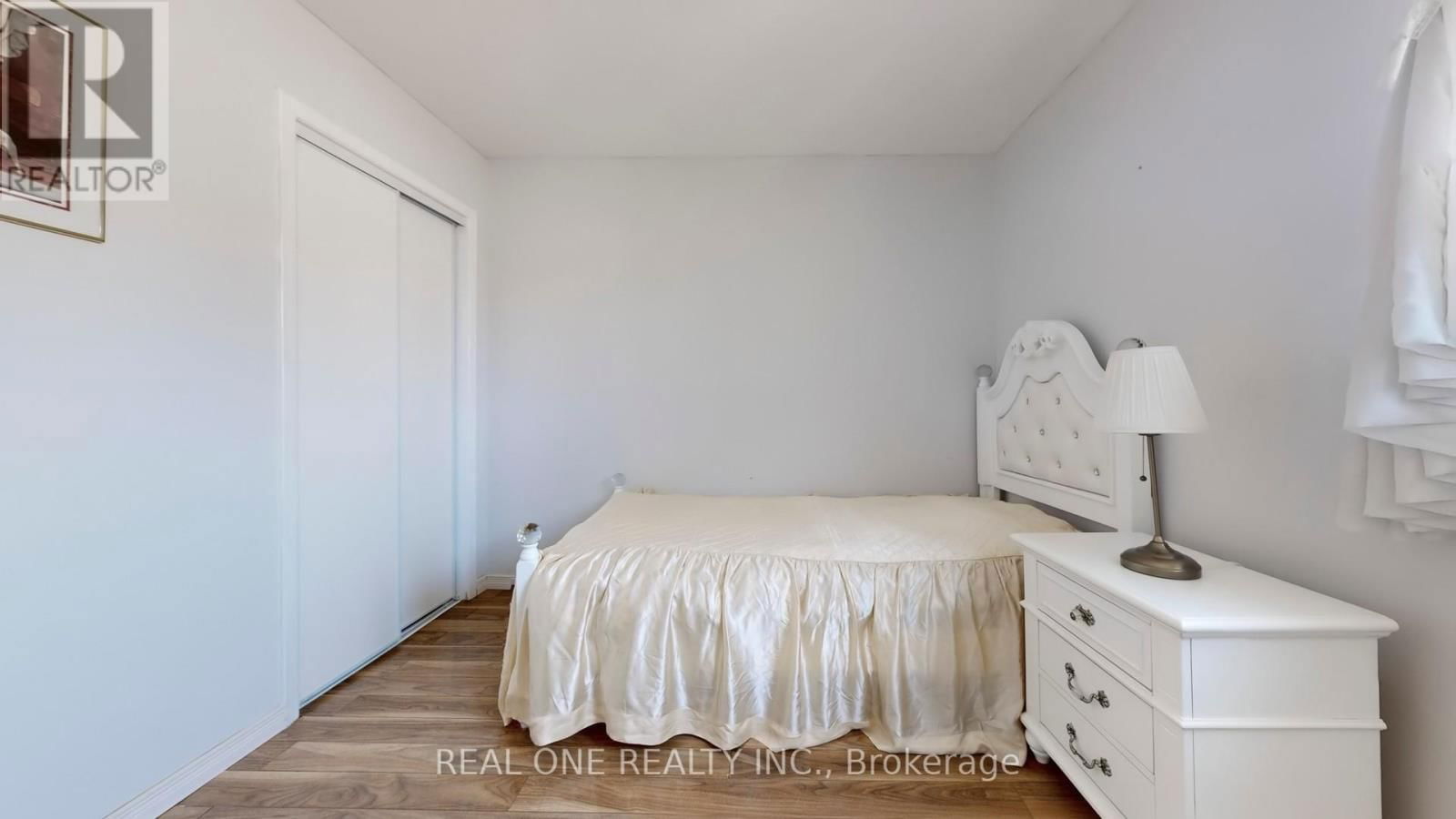 54 BONIS AVENUE Image 34