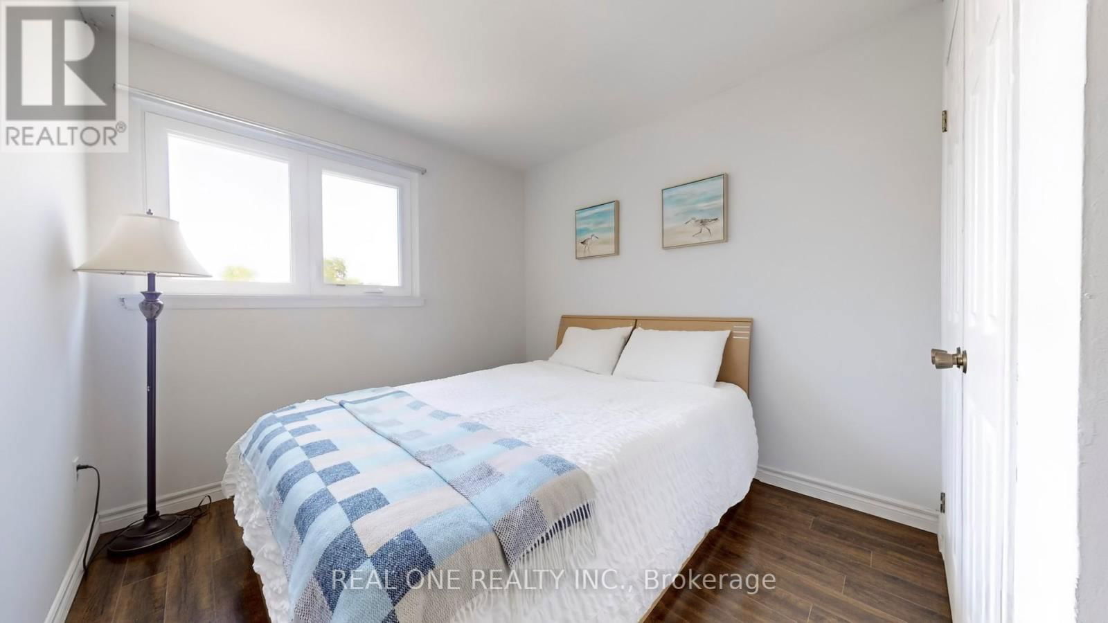 54 BONIS AVENUE Image 35