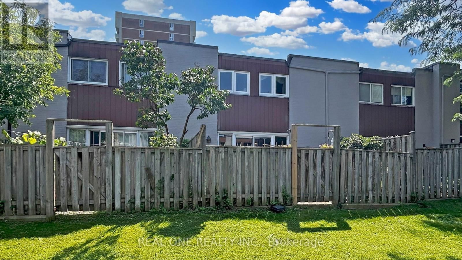 54 BONIS AVENUE Image 39