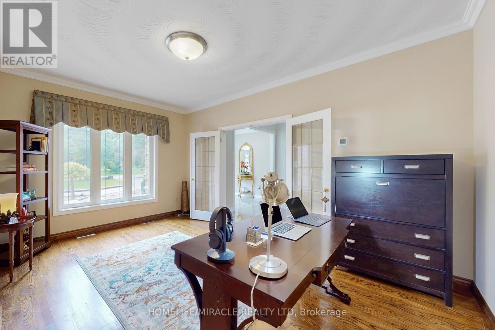 9 BUNTING COURT Image 13