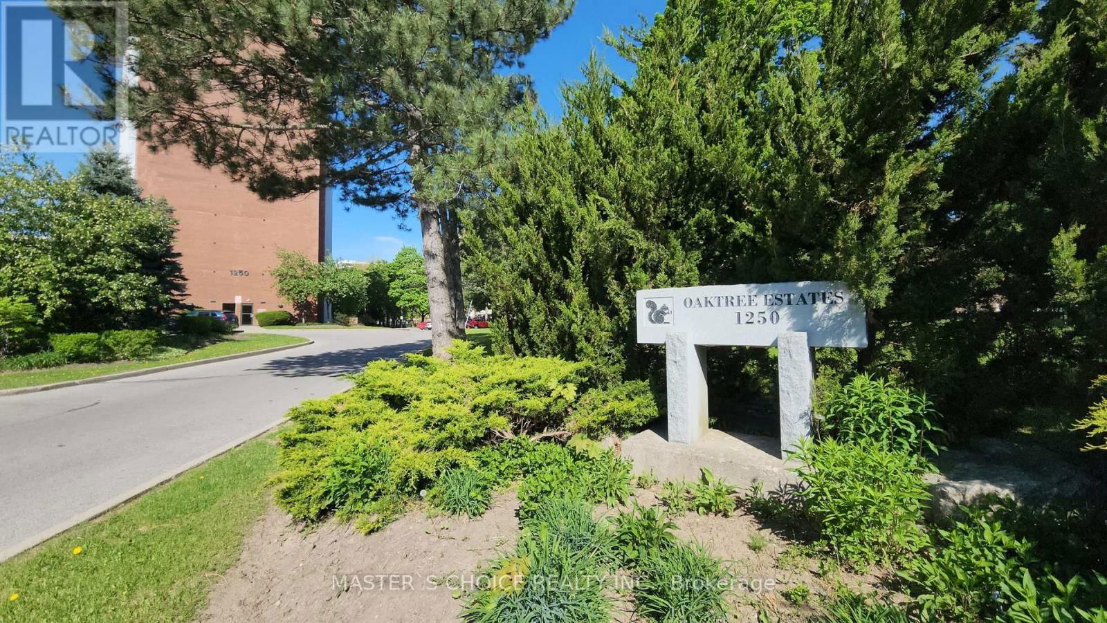 1611 - 1250 BRIDLETOWNE CIRCLE Image 33