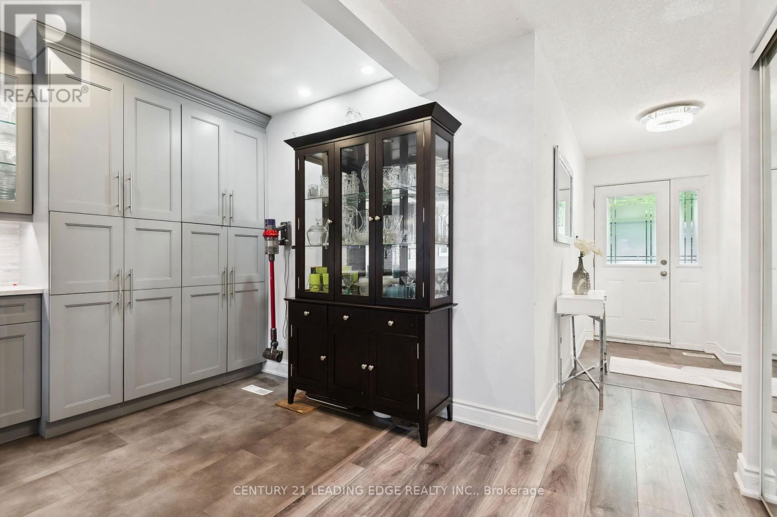 150 - 4662 KINGSTON ROAD Image 13