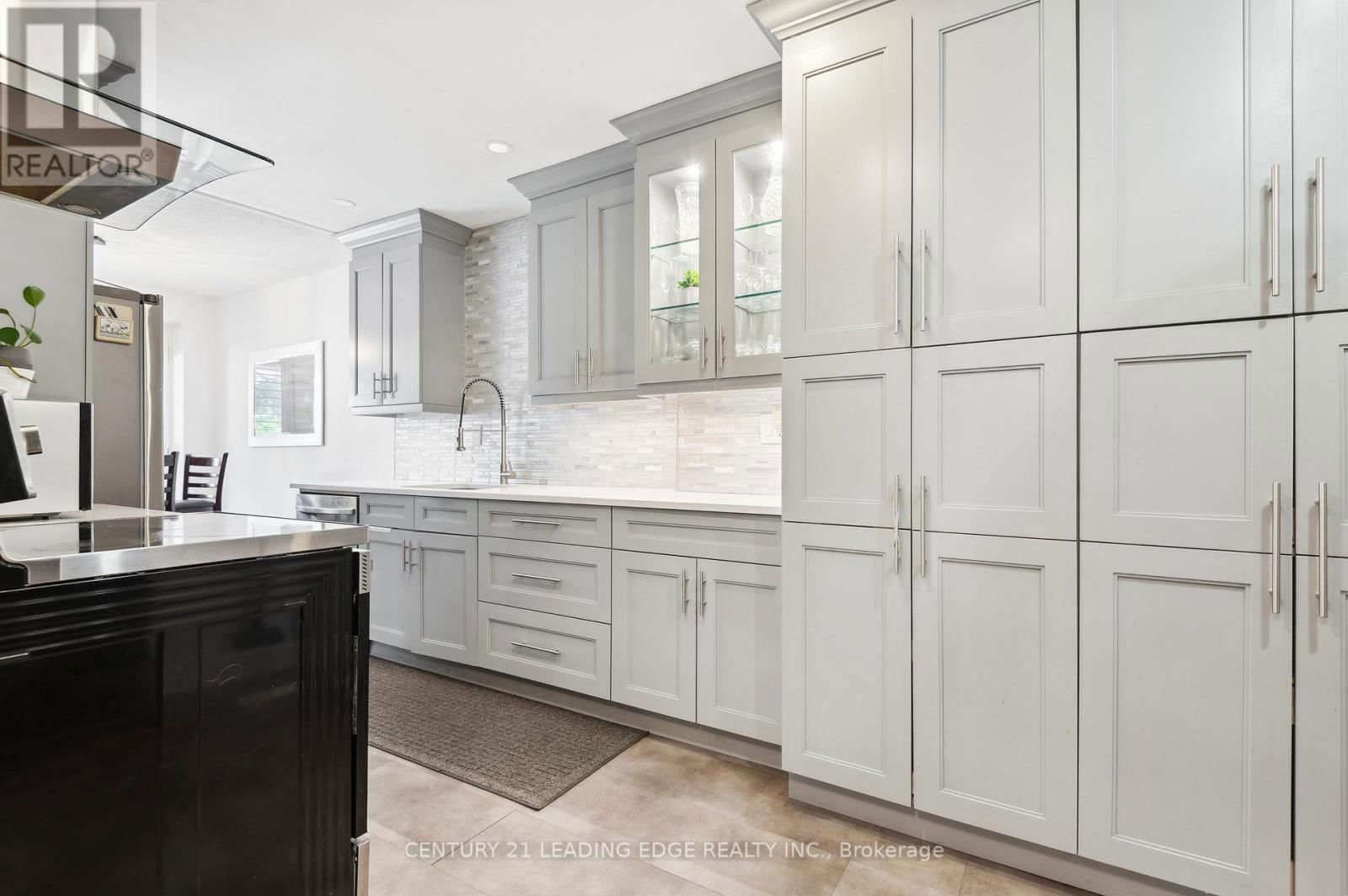 150 - 4662 KINGSTON ROAD Image 14