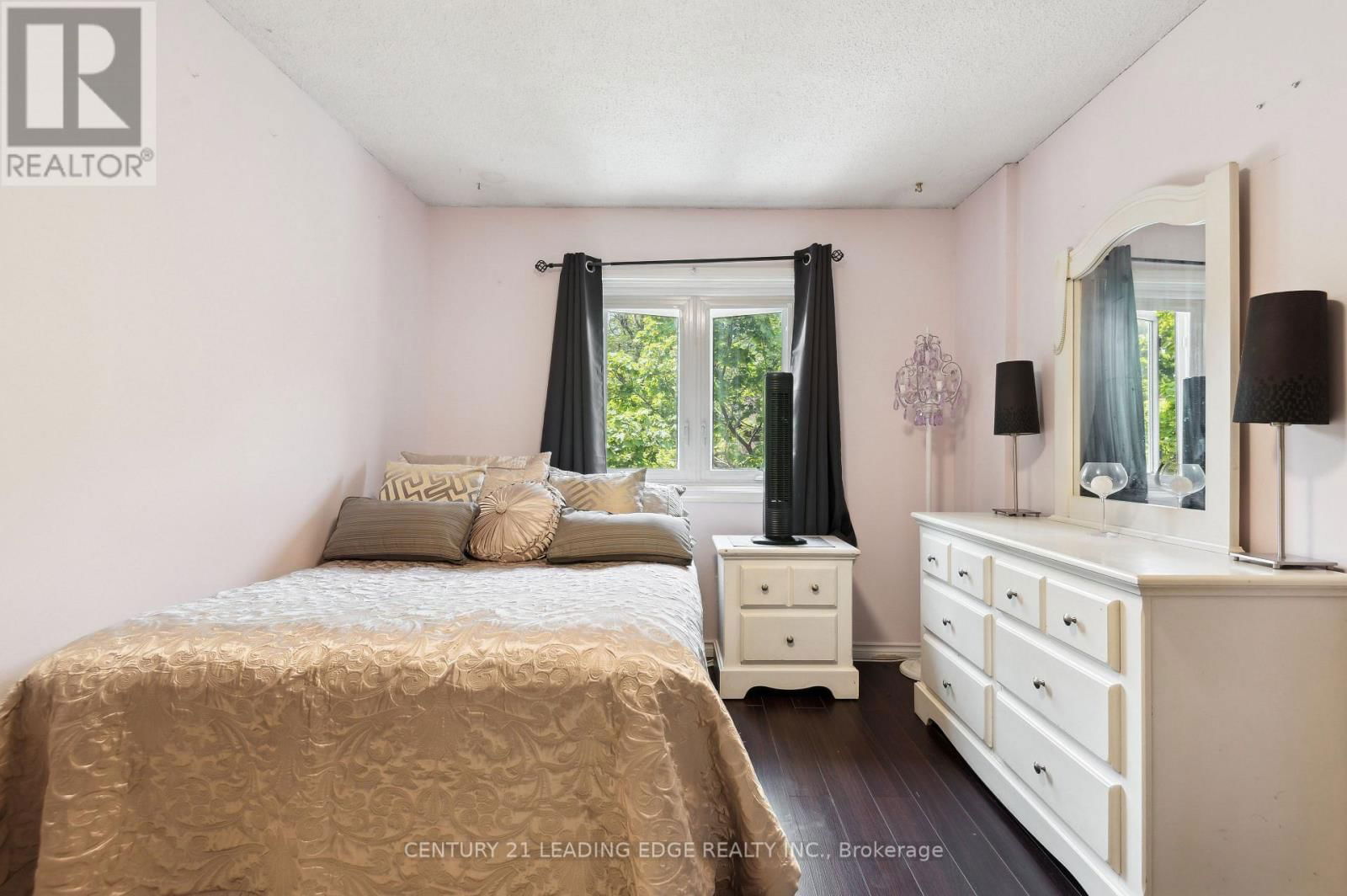 150 - 4662 KINGSTON ROAD Image 26