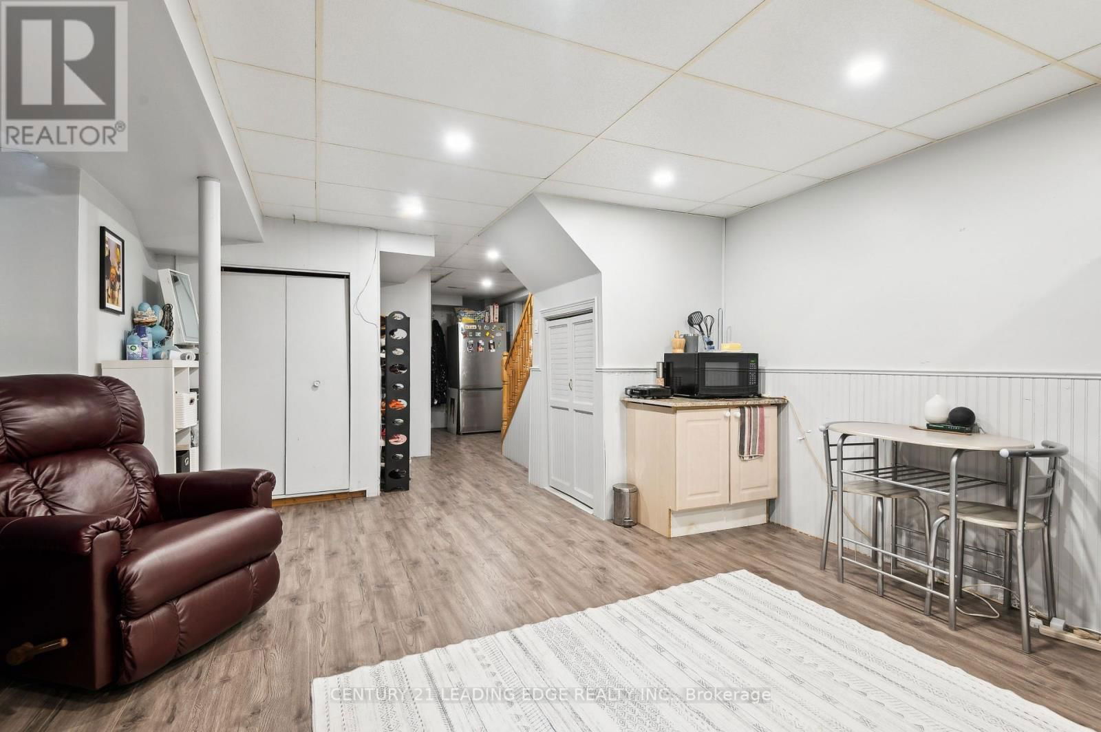150 - 4662 KINGSTON ROAD Image 37
