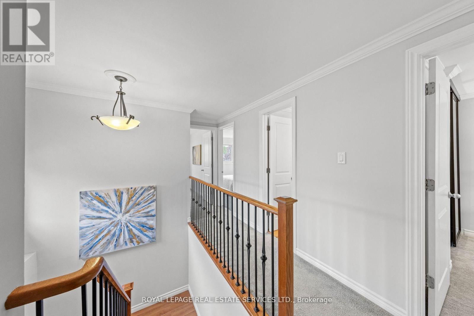426 CAMELOT COURT Image 24