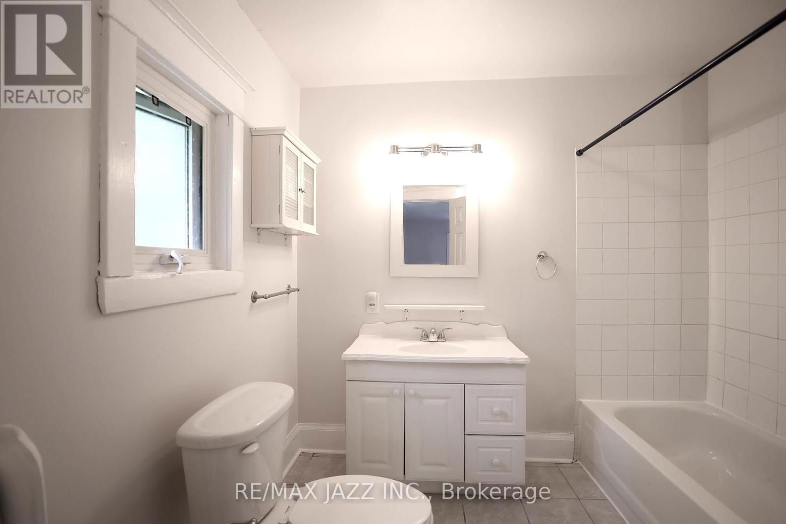 118 EASTWOOD ROAD Image 11