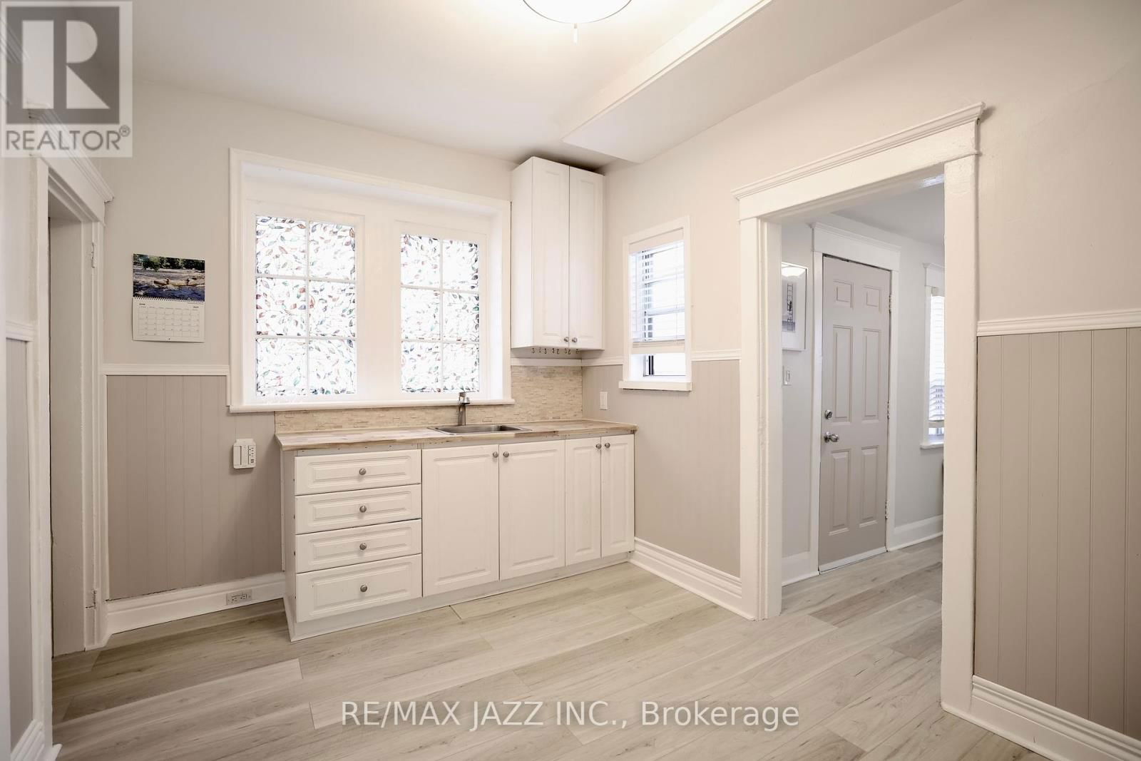 118 EASTWOOD ROAD Image 2