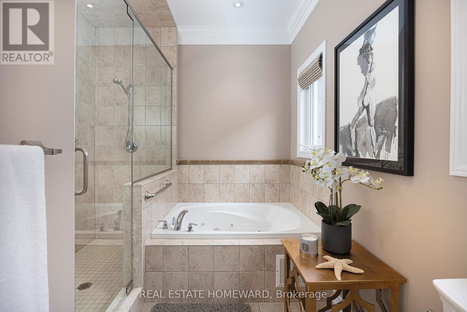 44 JANE AVENUE Image 22