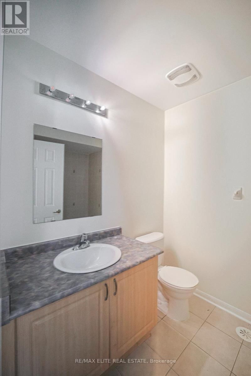 79 - 1250 ST MARTINS DRIVE Image 19