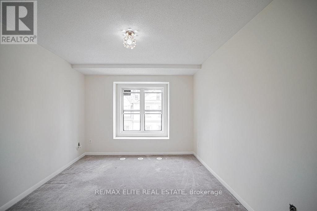 79 - 1250 ST MARTINS DRIVE Image 26