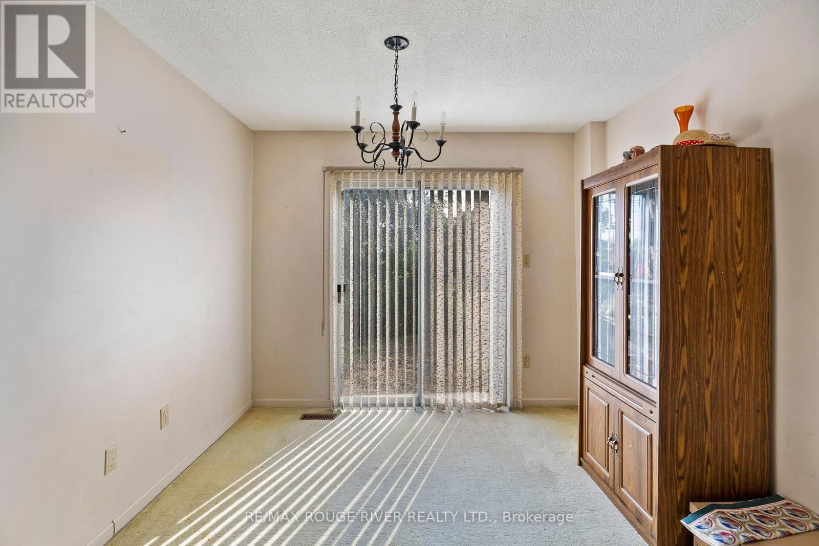1611 GETA CIRCLE Image 7