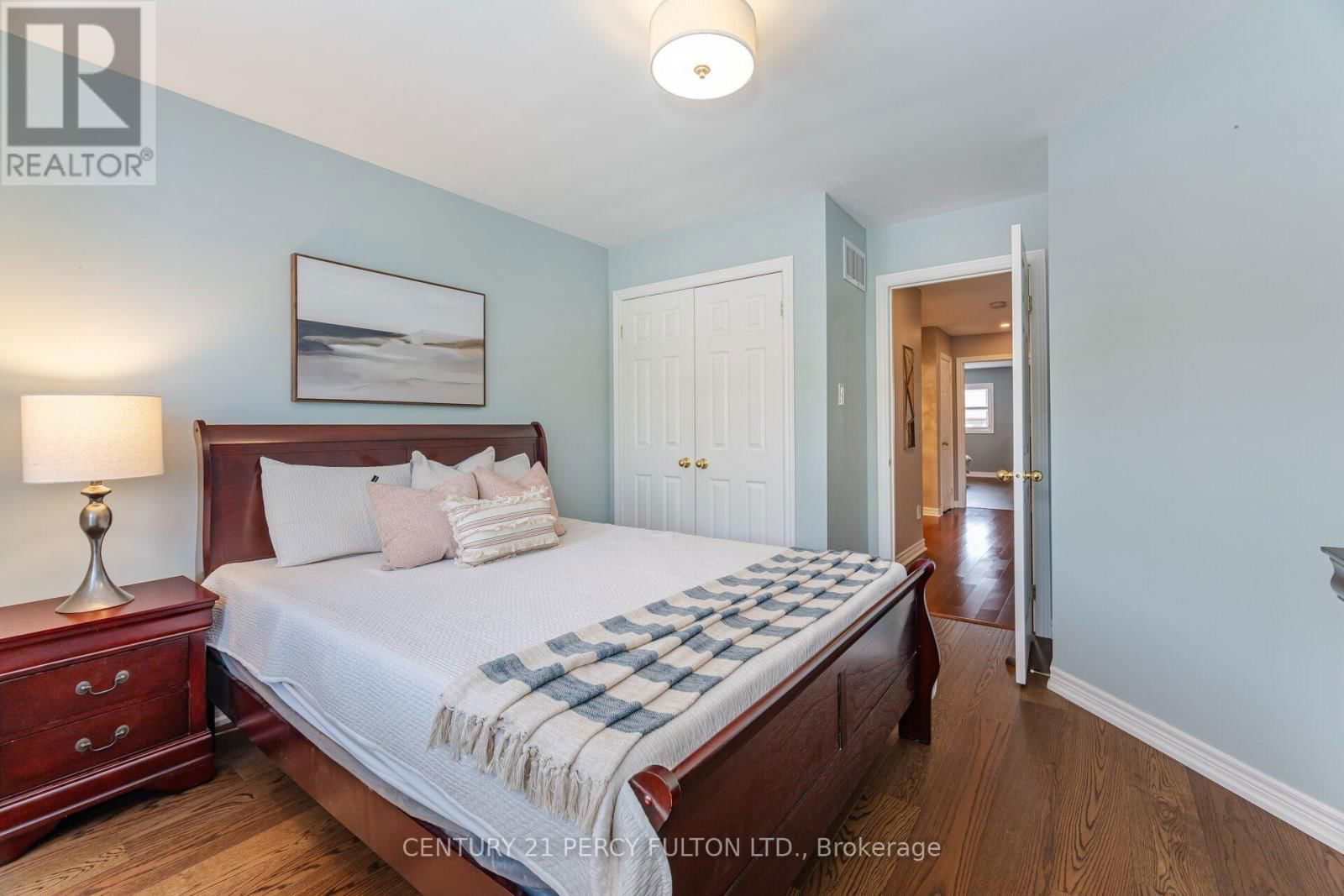 477 ROUGEWALK DRIVE Image 29