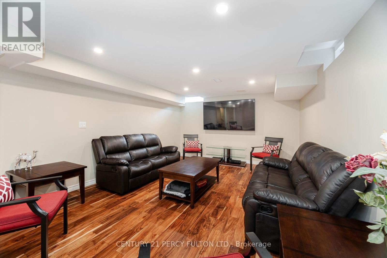 477 ROUGEWALK DRIVE Image 33