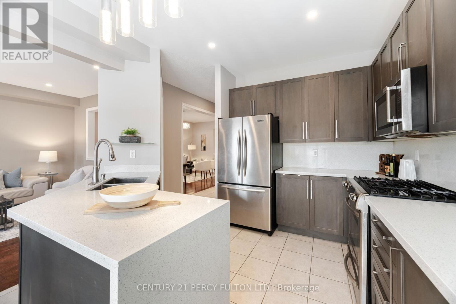 477 ROUGEWALK DRIVE Image 9