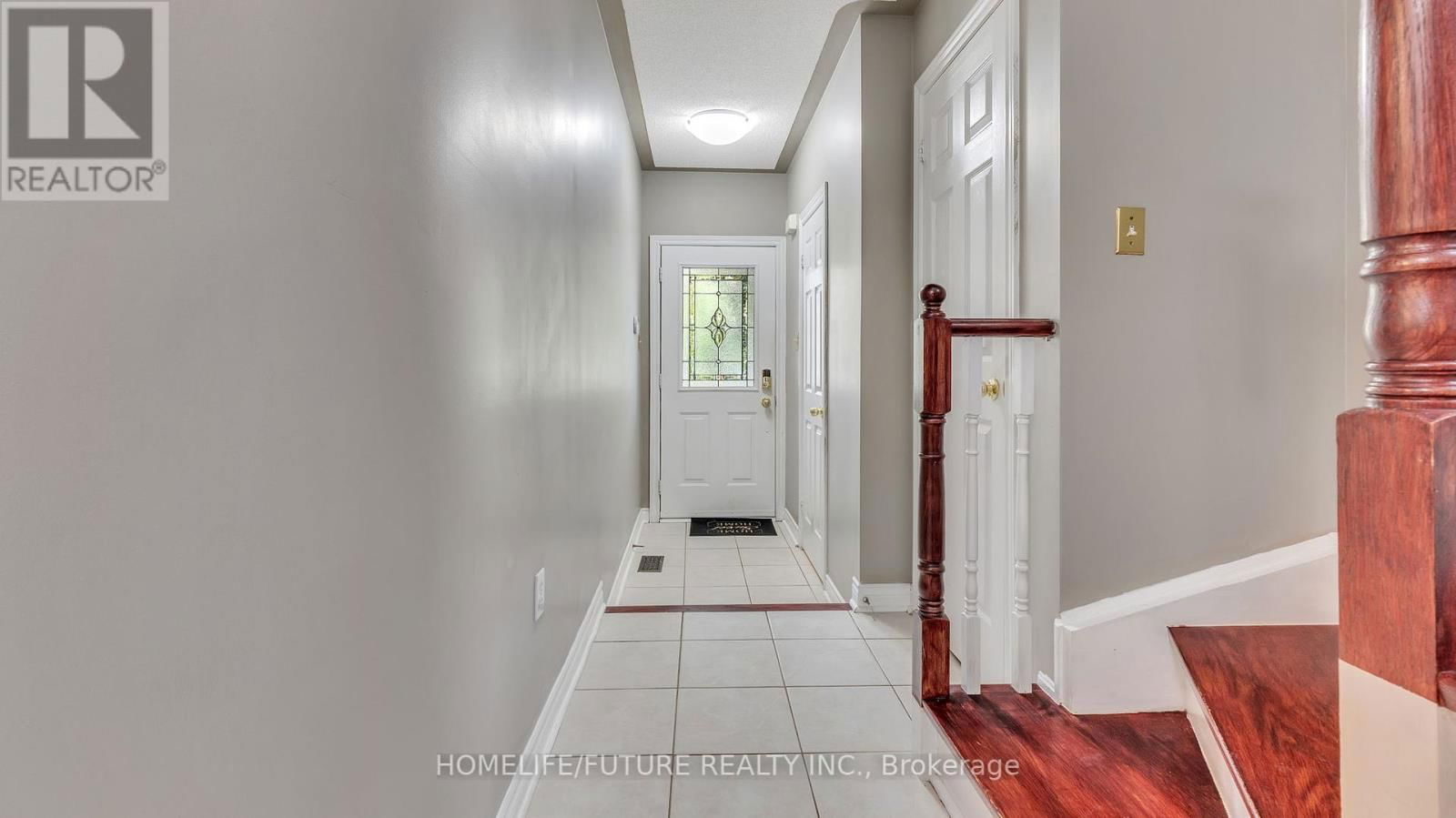 25 GATEWAY COURT Image 13