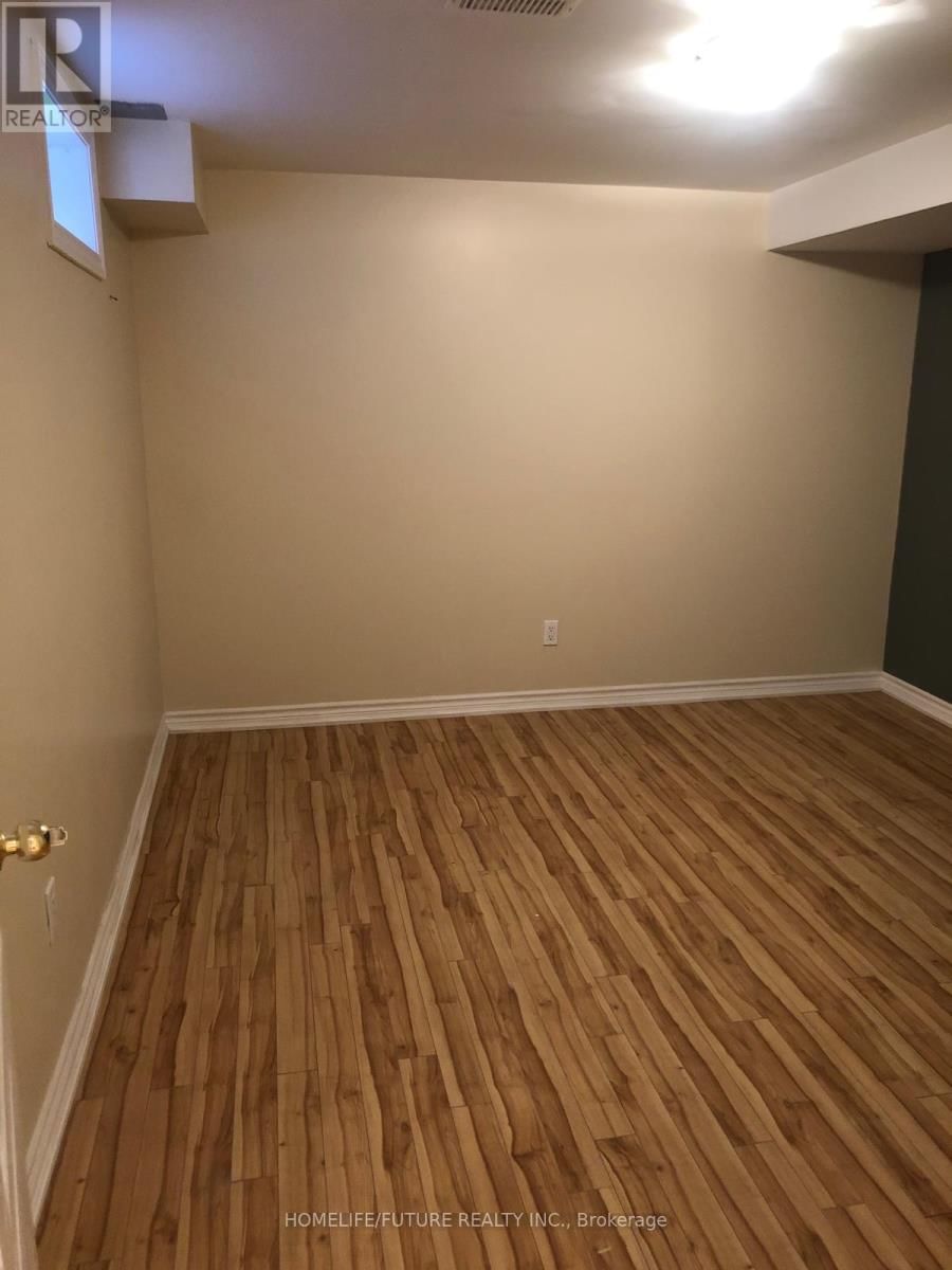 25 GATEWAY COURT Image 45
