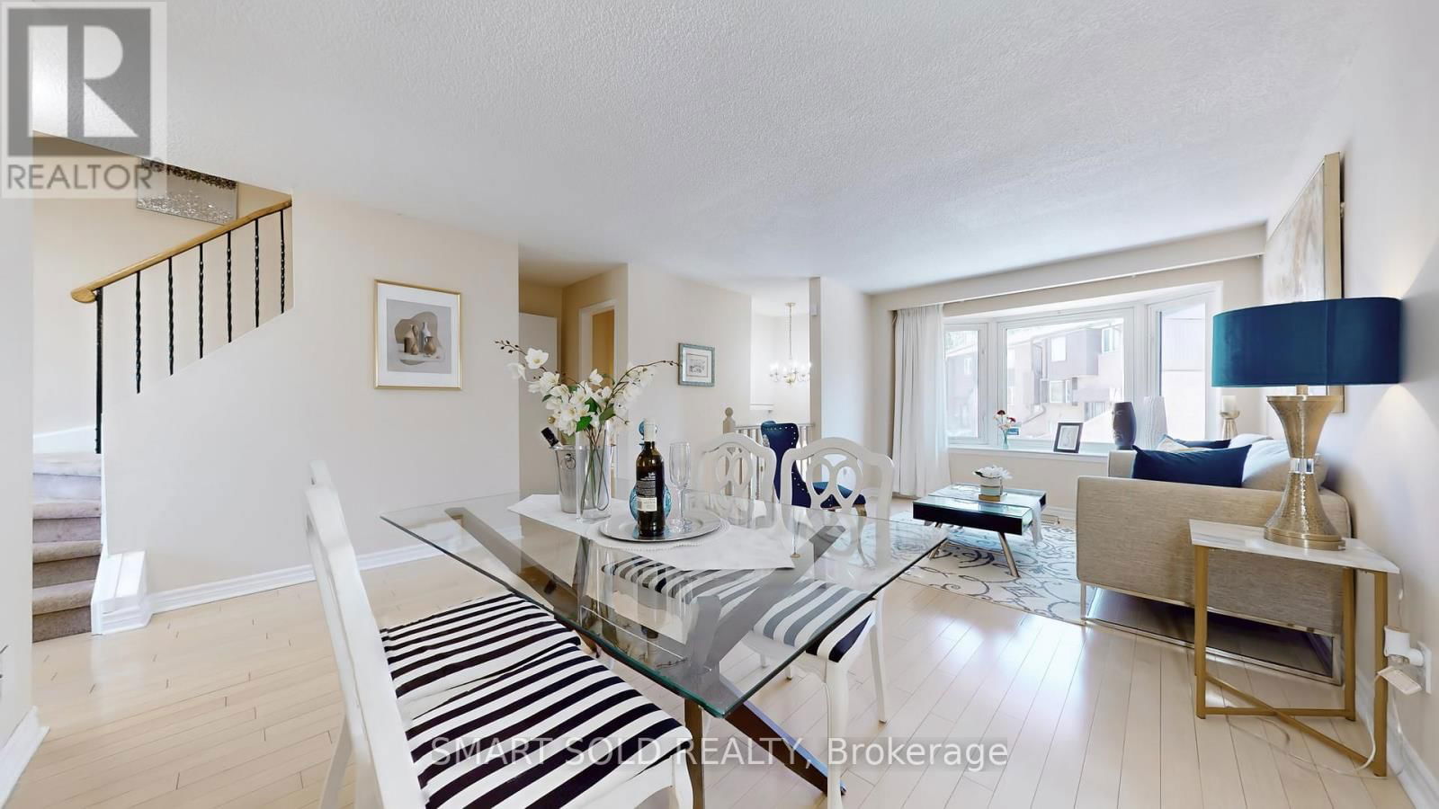 19 - 2606 MIDLAND AVENUE Image 13