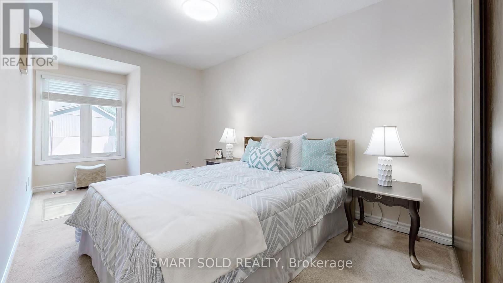 19 - 2606 MIDLAND AVENUE Image 35