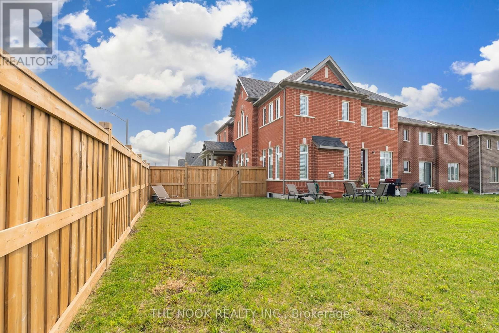 110 WAMSLEY CRESCENT Image 48