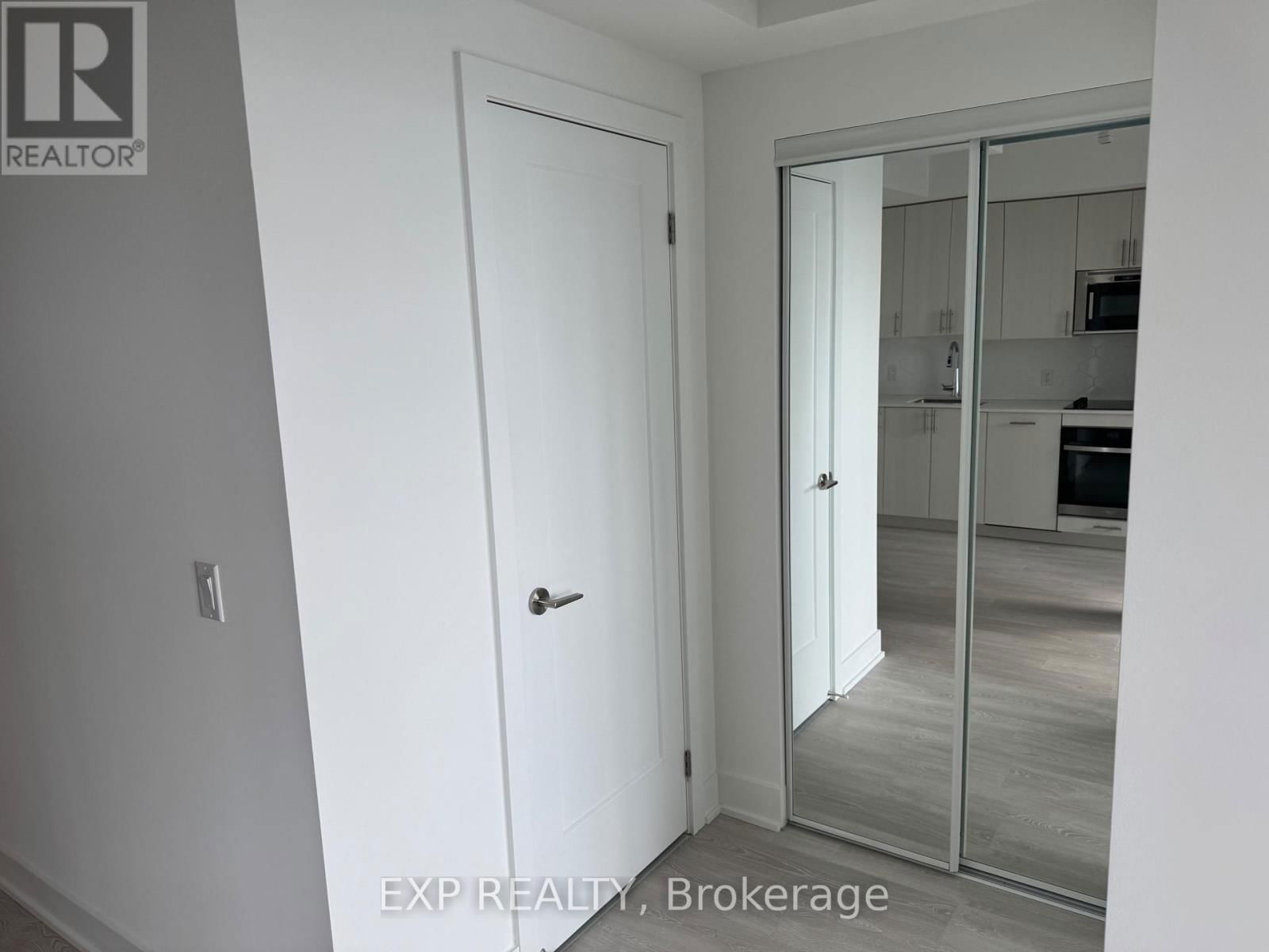 2403 - 2545 SIMCOE STREET NORTH Image 10