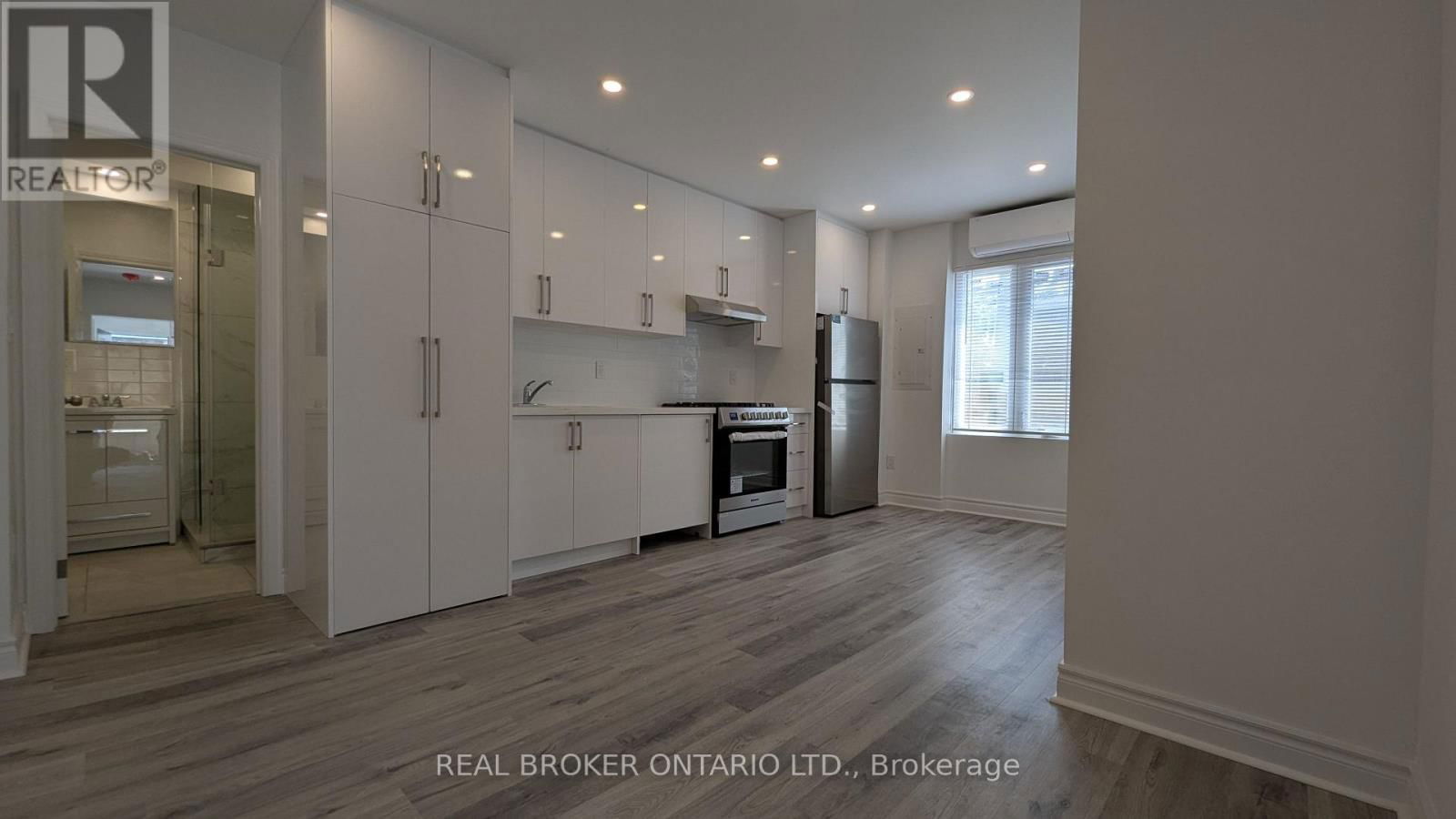 Unit #2 - 1150 WOODBINE AVENUE Image 2