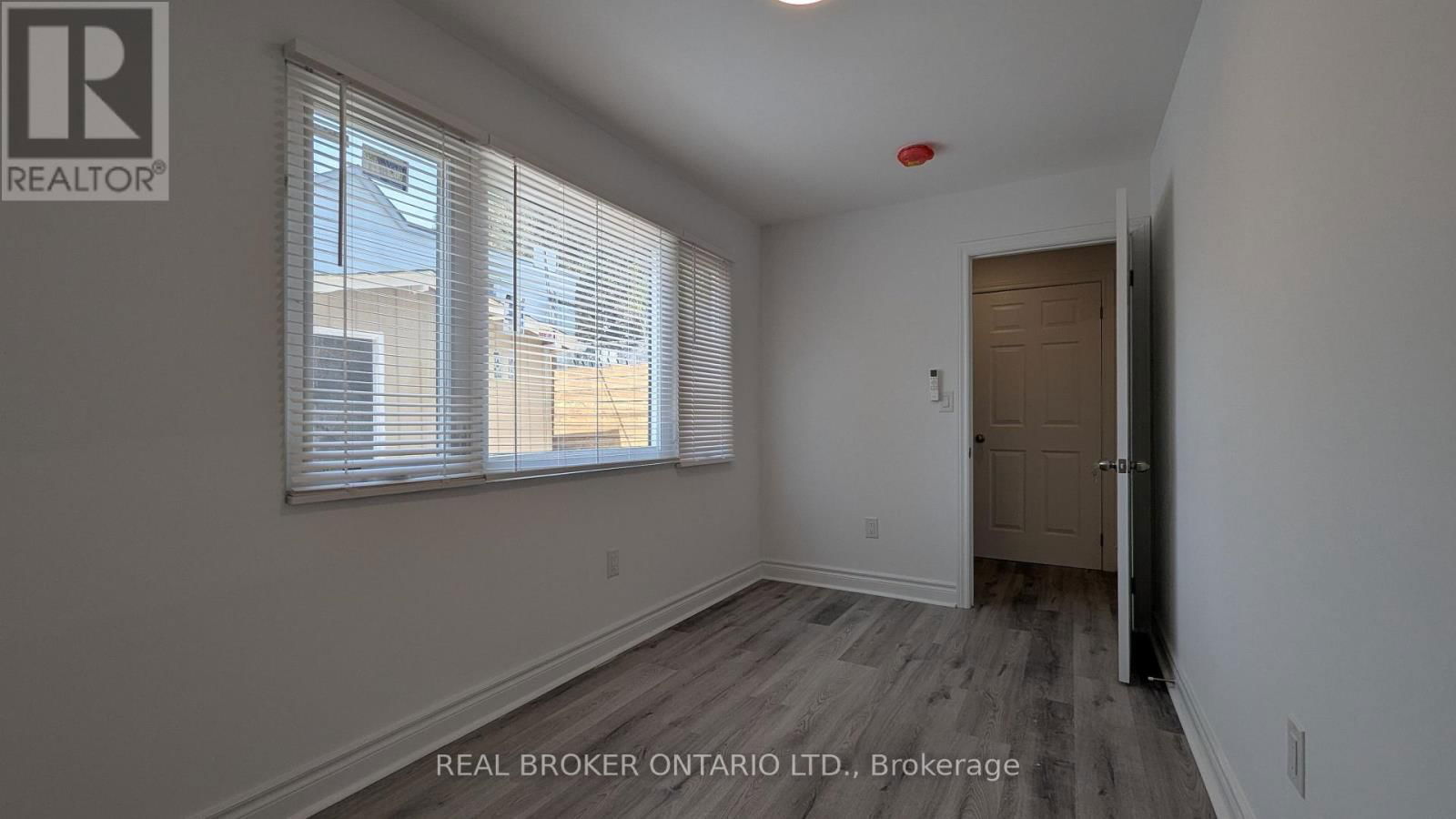 Unit #2 - 1150 WOODBINE AVENUE Image 5