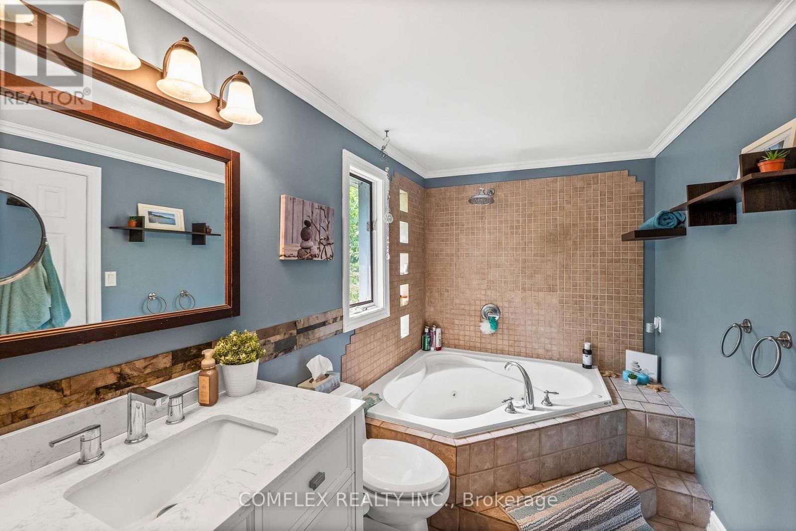 439 FRALICKS BEACH ROAD Image 24