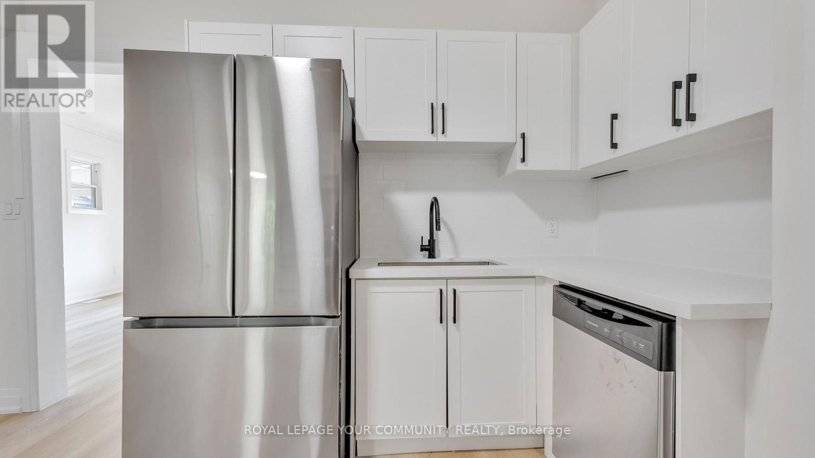 287 JARVIS STREET Image 14