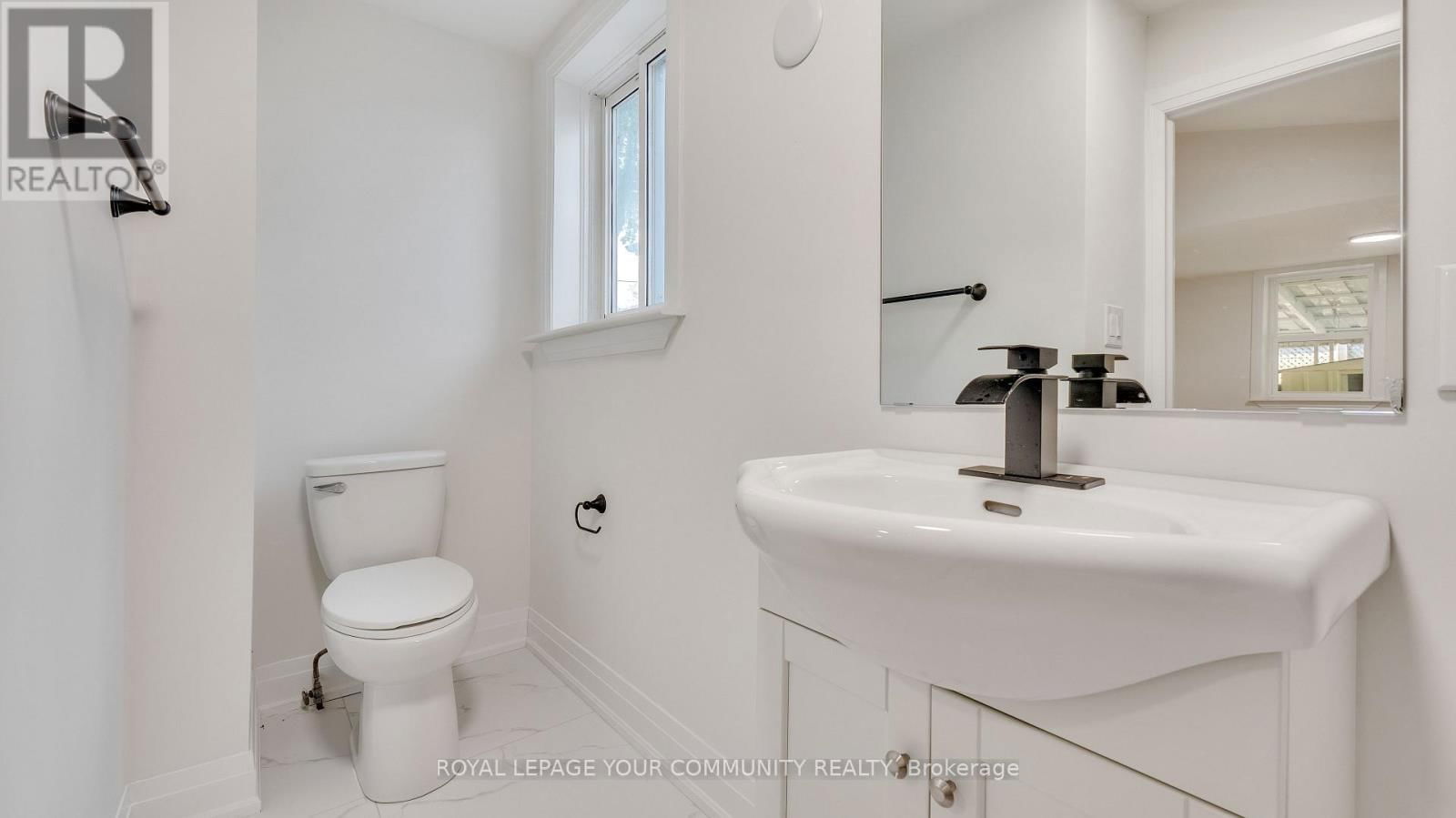 287 JARVIS STREET Image 16