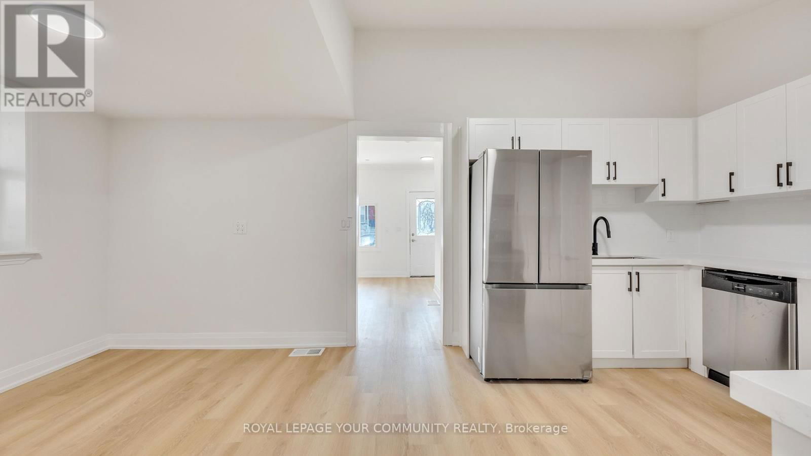 287 JARVIS STREET Image 18